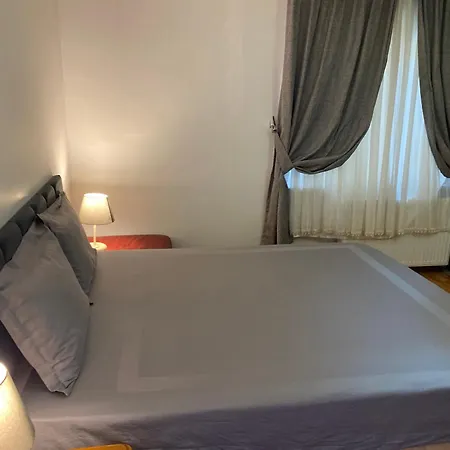 Luxurious Layover With En Bathroom 12 Mins From Istanbul Airport Apartment Gokturk Merkez
